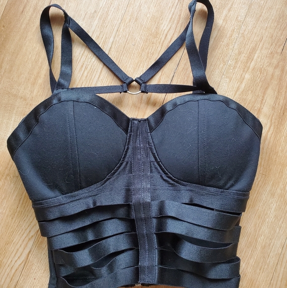 Crop Top - Picture 2 of 3